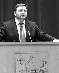  Никита Белых во время выступления на пленарном заседании Законодательного Собрания (фото: ИТАР-ТАСС)