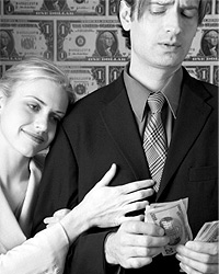 Идеальный мужчина с точки зрения среднестатистической современной женщины - это человек, который платит, платит, платит (фото: sxc.hu)